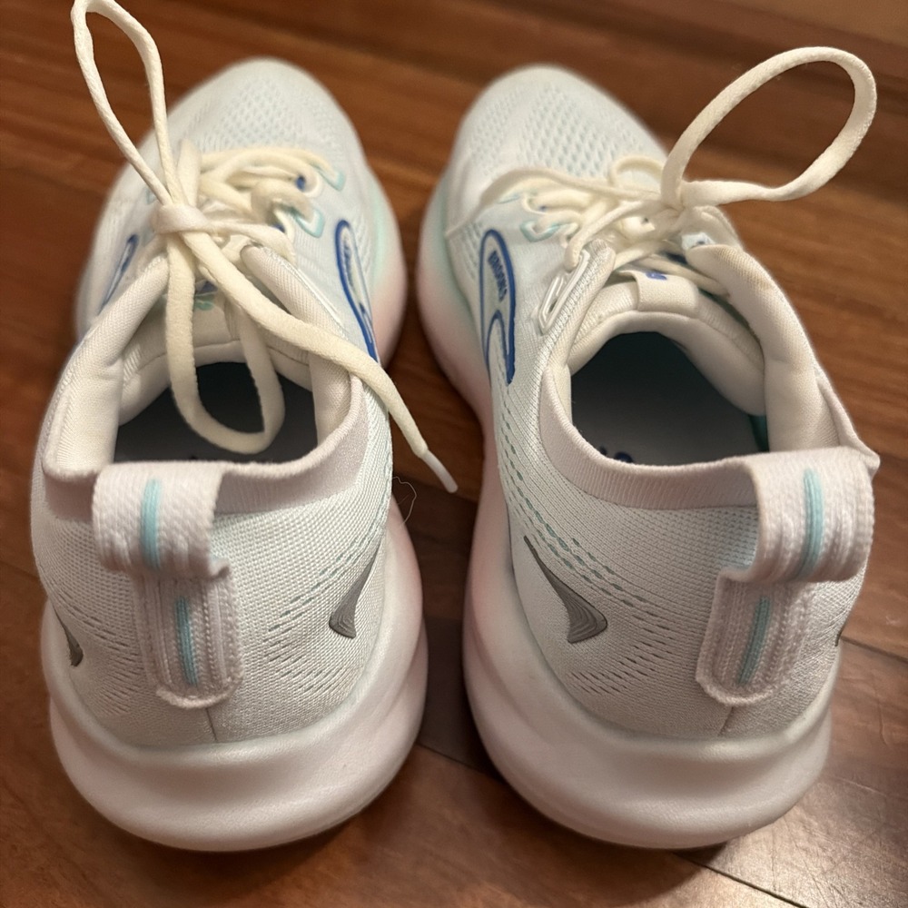 Brooks Glycerin 21 1204341B110 Athletic Sneaker Women's 9.5 White Mesh Running - Picture 4 of 9